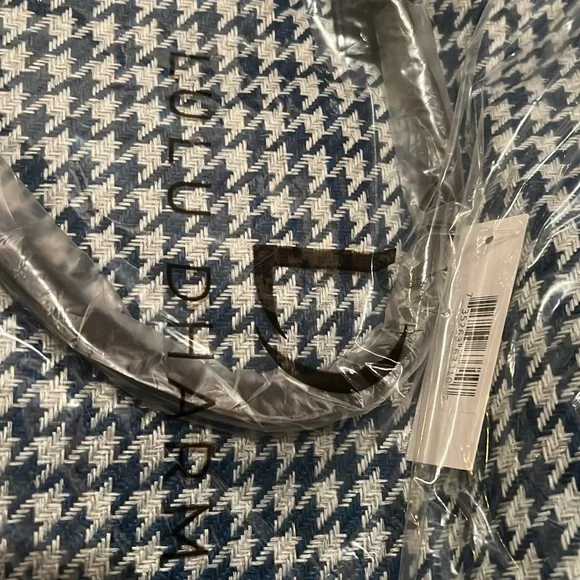 Lulu Dharma Houndstooth Weekender Bag Blue and White NWT in Bag Originally $129 - Picture 2 of 2